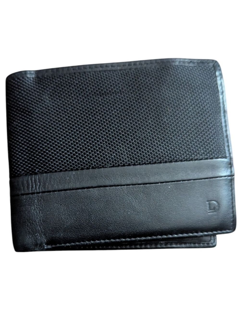 Men's Danier Leather Bifold Wallet